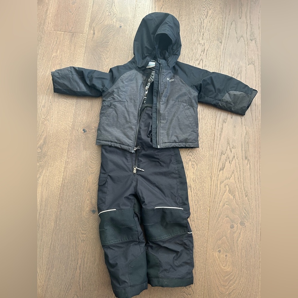Columbia kids snowsuit
